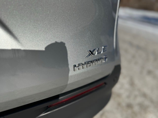 2024 Toyota Sienna XLE 8 Passenger