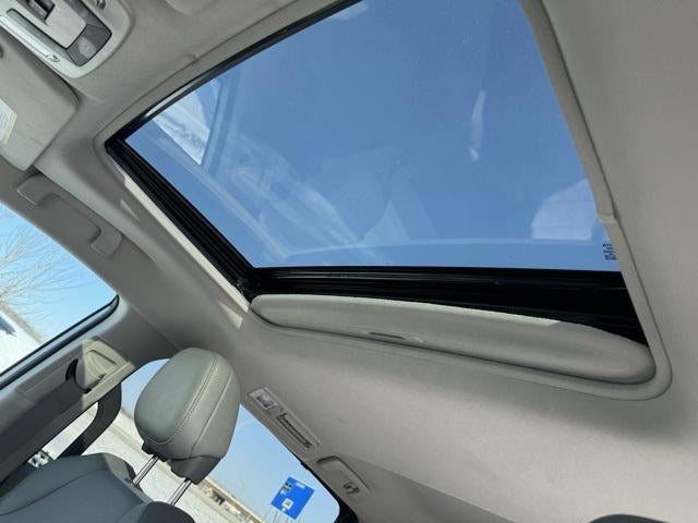 2024 Toyota Sienna XLE 8 Passenger