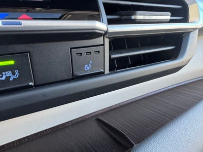 2024 Toyota Sienna XLE 8 Passenger