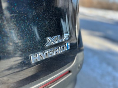 2024 Toyota Sienna XLE 8 Passenger