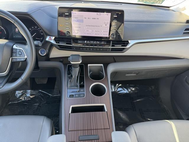 2024 Toyota Sienna XLE 8 Passenger