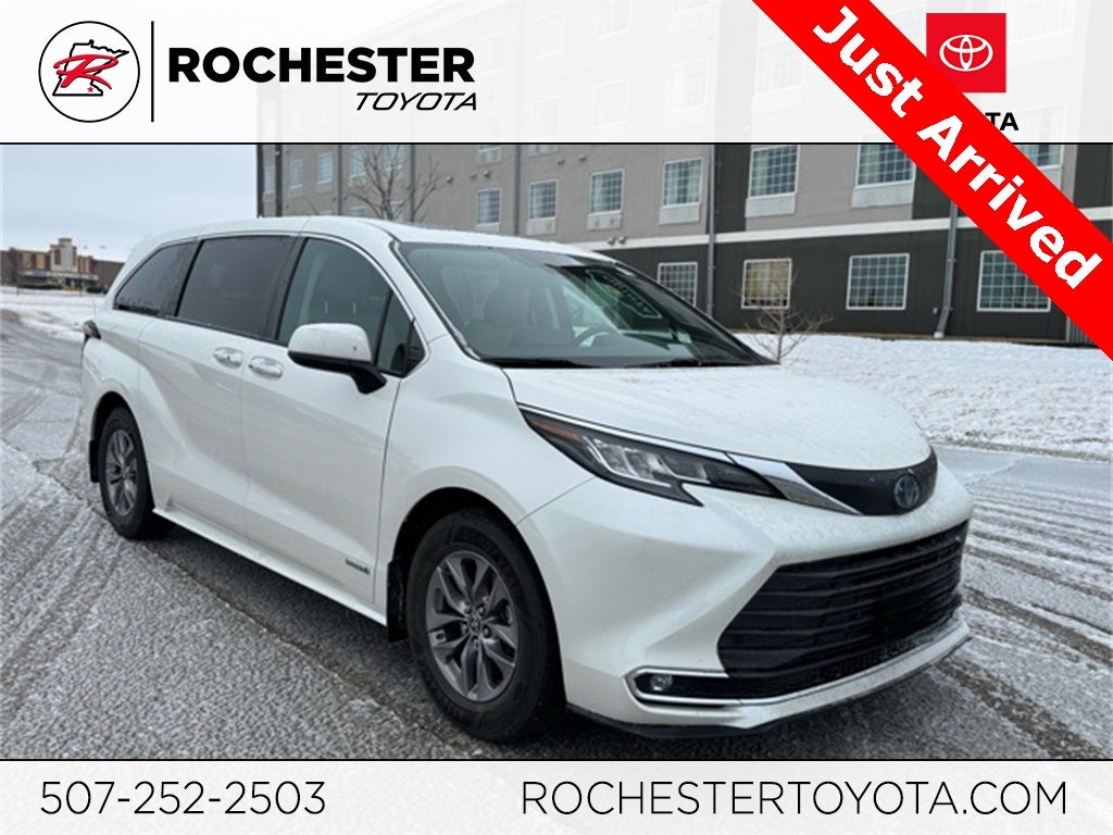 2021 Toyota Sienna XLE 7 Passenger