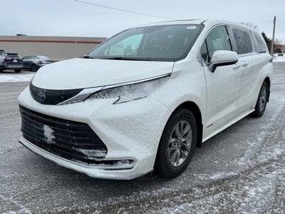 2021 Toyota Sienna XLE 7 Passenger