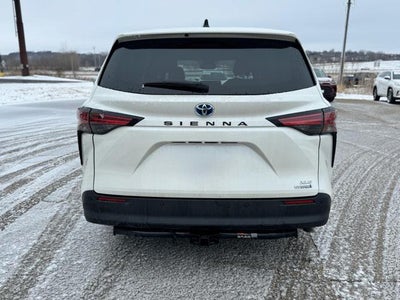 2021 Toyota Sienna XLE 7 Passenger