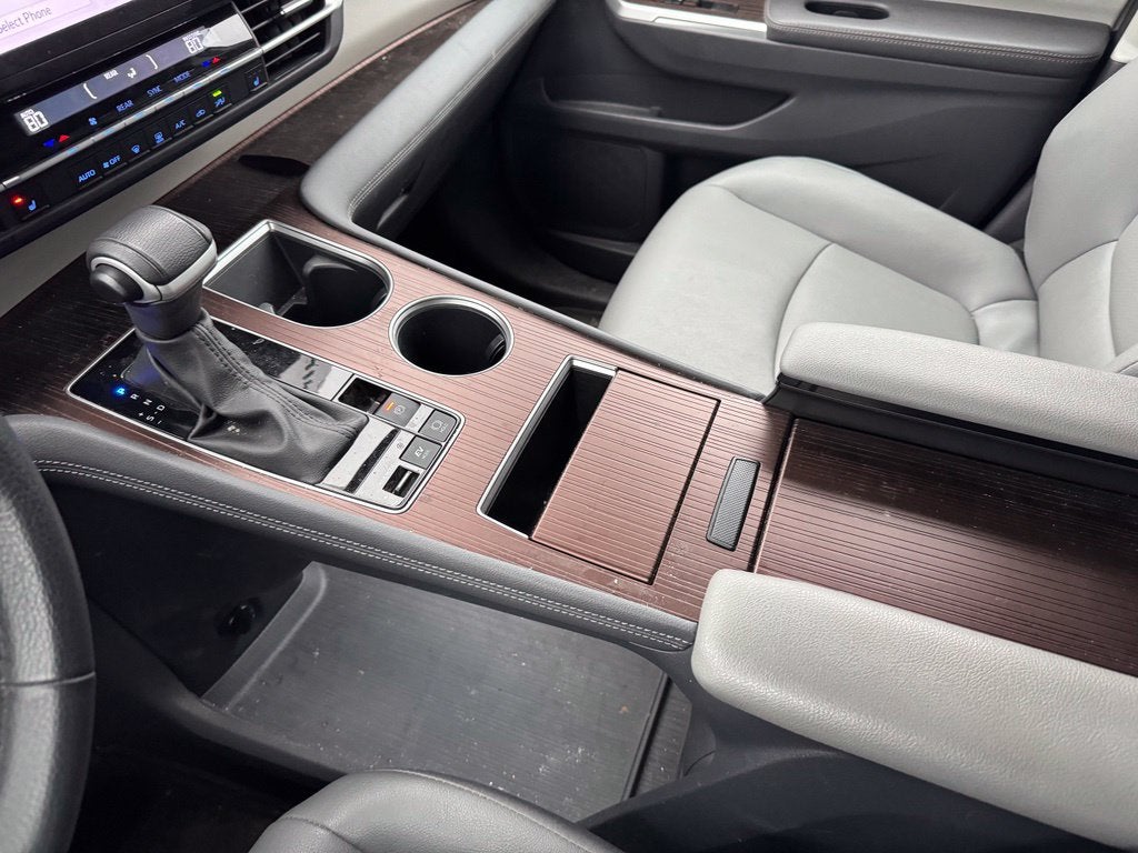 2023 Toyota Sienna XLE 7 Passenger
