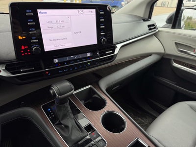 2023 Toyota Sienna XLE 7 Passenger