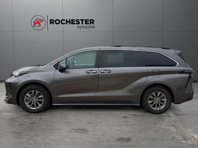2023 Toyota Sienna XLE 7 Passenger