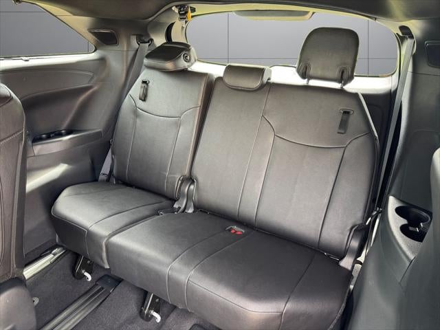 2025 Toyota Sienna Limited 7 Passenger