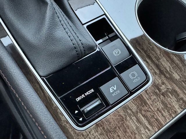 2025 Toyota Sienna Limited 7 Passenger
