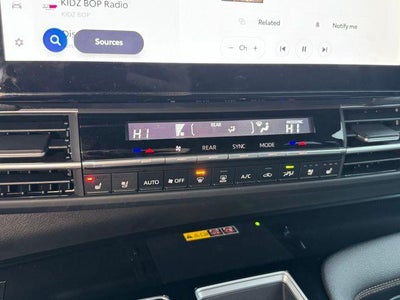 2025 Toyota Sienna Limited 7 Passenger