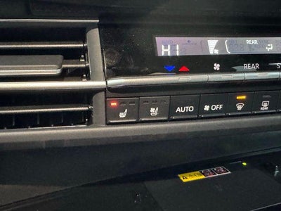 2025 Toyota Sienna Limited 7 Passenger
