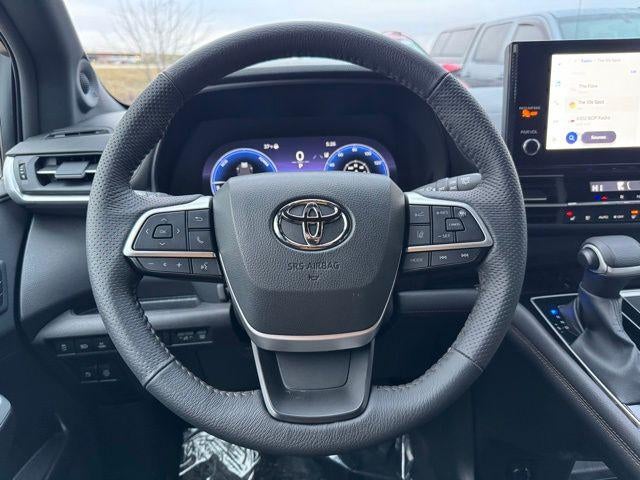 2025 Toyota Sienna Limited 7 Passenger