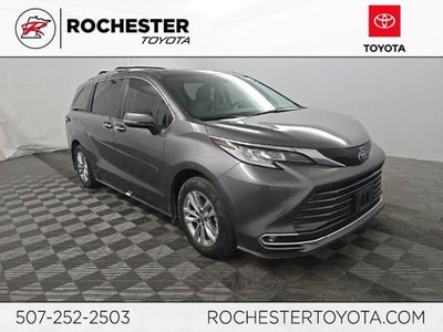 2024 Toyota Sienna Limited 7 Passenger