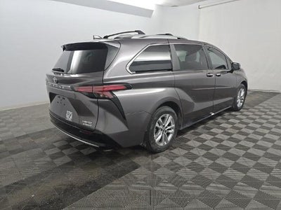 2024 Toyota Sienna Limited 7 Passenger