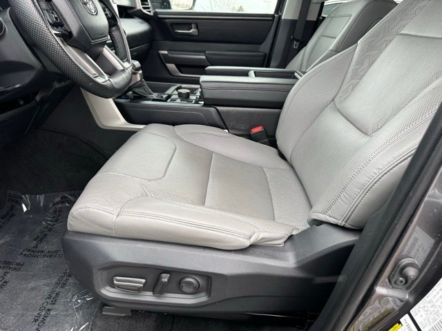 2024 Toyota Tundra SR5 4WD