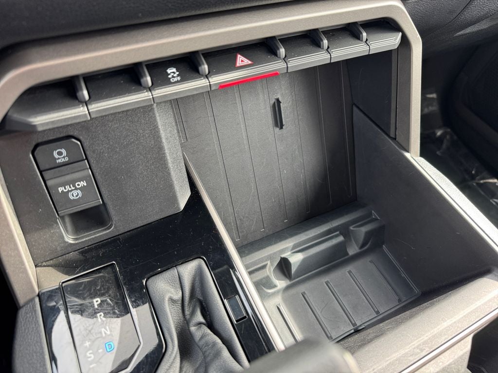 2025 Toyota Tundra SR5 4WD