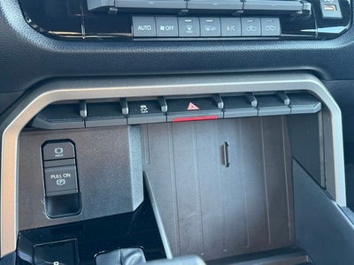 2025 Toyota Tundra SR5 4WD