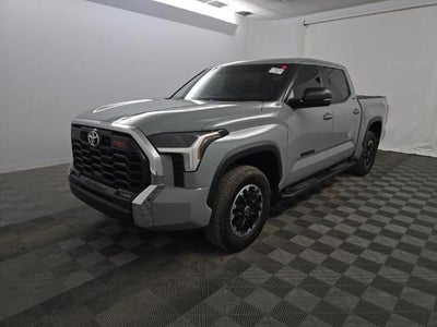 2024 Toyota Tundra SR5 4WD