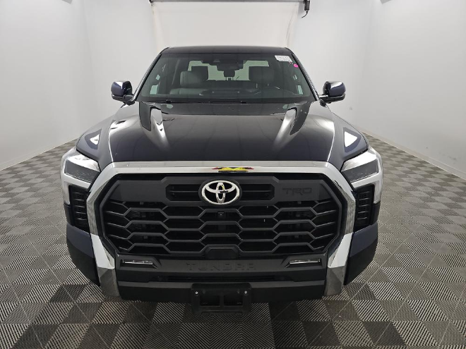 2025 Toyota Tundra SR5 4WD