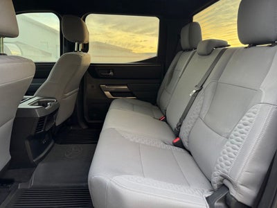 2025 Toyota Tundra SR5 4WD