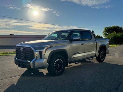 2022 Toyota Tundra SR5 4WD
