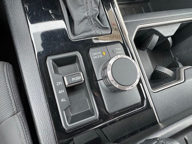 2022 Toyota Tundra SR5 4WD