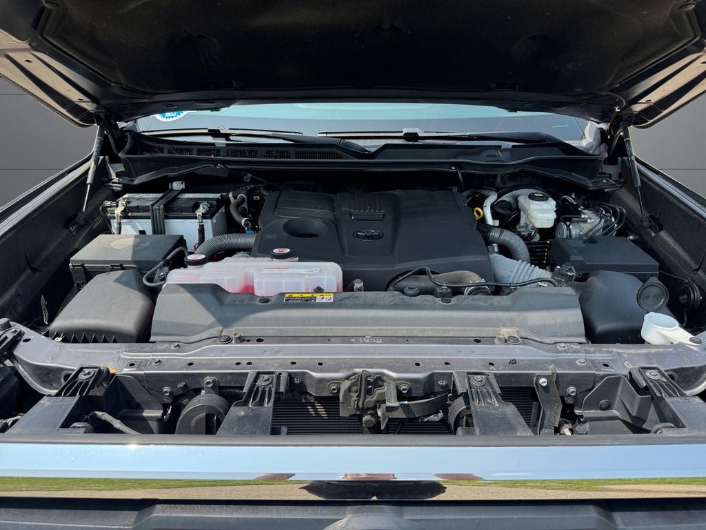 2023 Toyota Tundra SR5 4WD