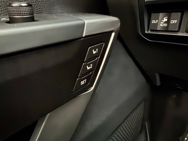 2023 Toyota Tundra Hybrid Platinum 4WD