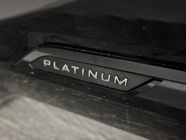 2023 Toyota Tundra Hybrid Platinum 4WD