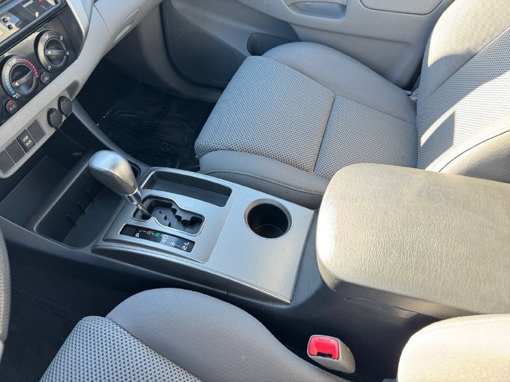 2014 Toyota Tacoma Base V6