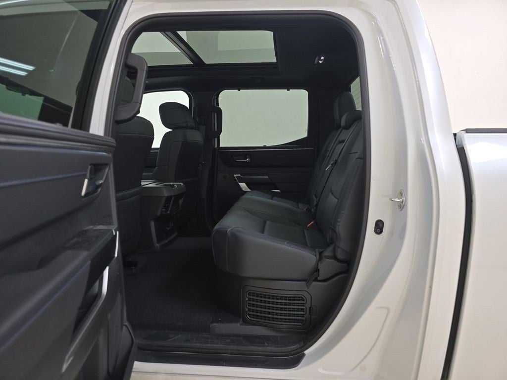 2025 Toyota Tundra Hybrid Platinum 4WD