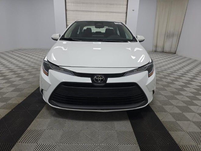 2025 Toyota Corolla LE FWD
