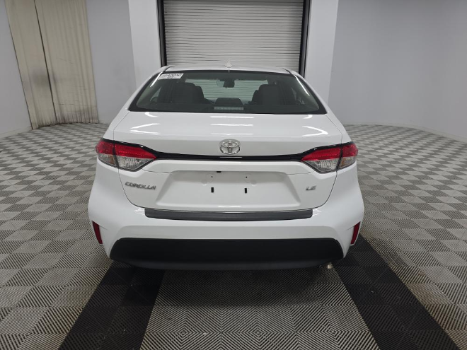 2025 Toyota Corolla LE FWD