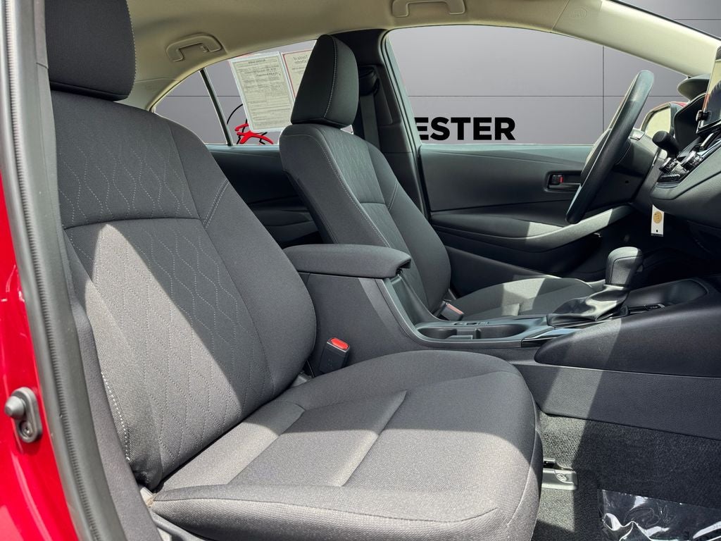 2025 Toyota Corolla LE FWD