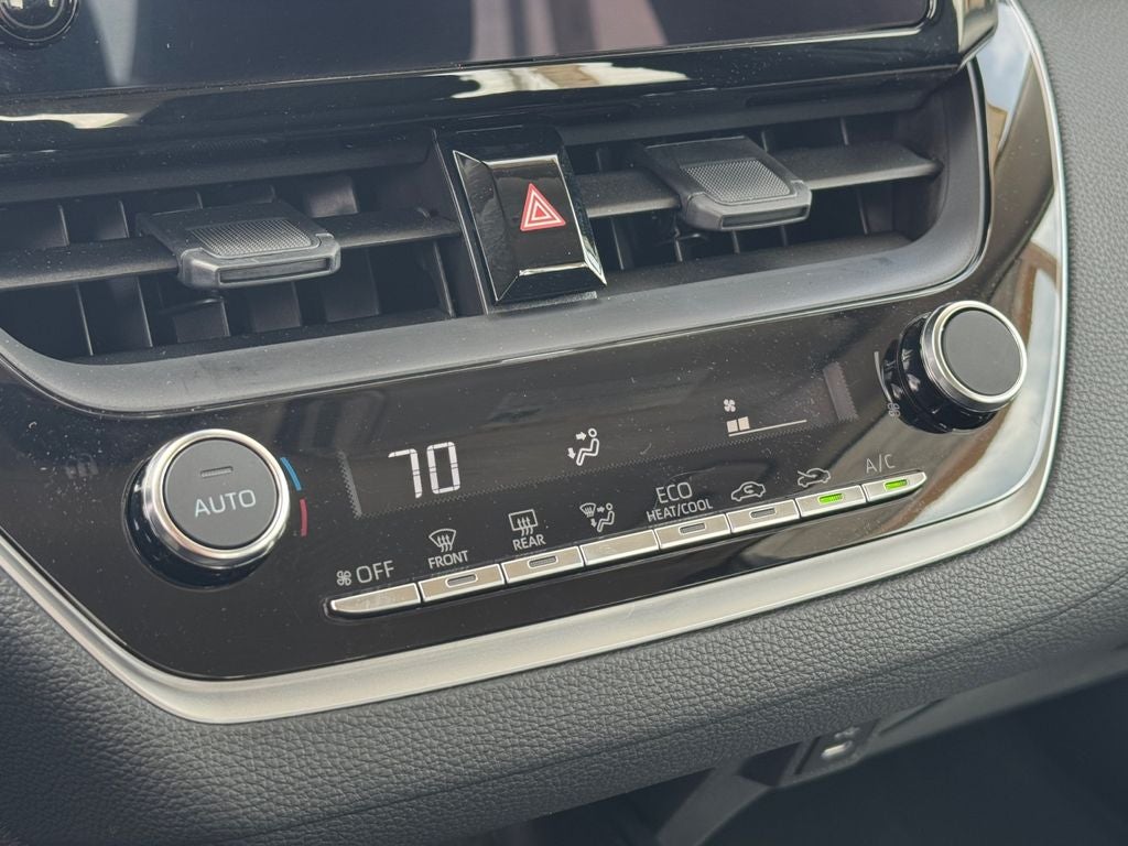 2025 Toyota Corolla LE FWD