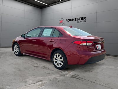 2025 Toyota Corolla LE FWD
