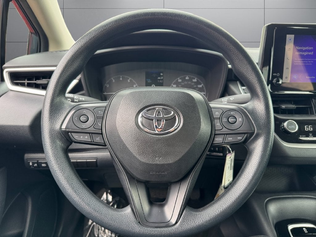 2025 Toyota Corolla LE FWD