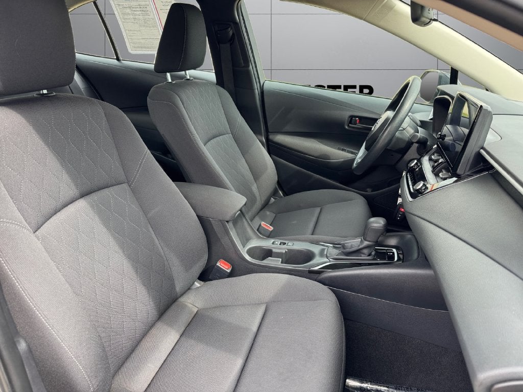 2025 Toyota Corolla LE FWD
