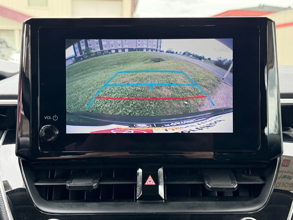 2025 Toyota Corolla LE FWD