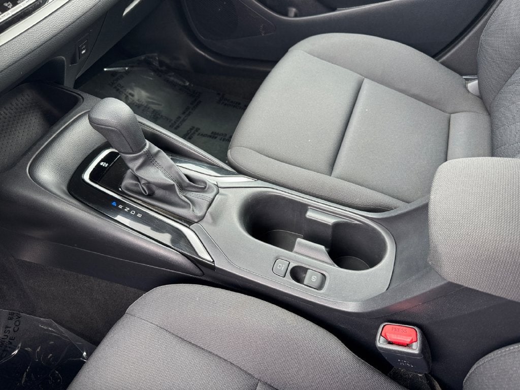 2025 Toyota Corolla LE FWD