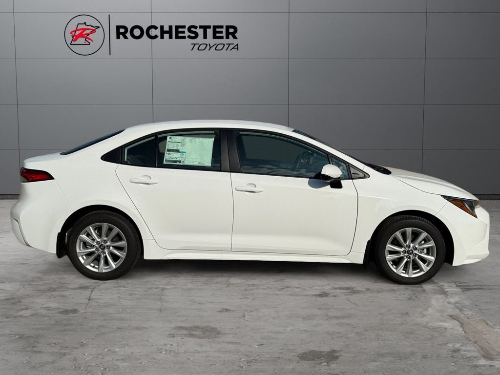 2026 Toyota Corolla LE FWD