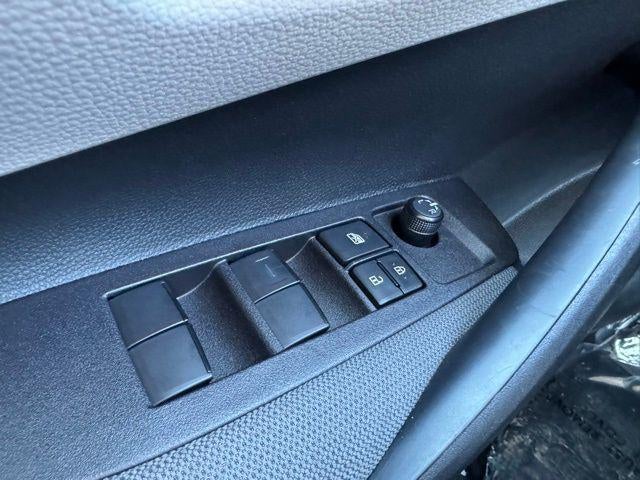 2025 Toyota Corolla LE FWD