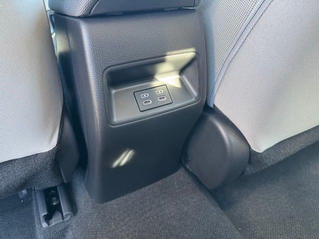 2025 Toyota Corolla LE FWD