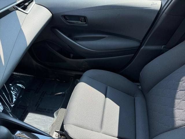 2025 Toyota Corolla LE FWD