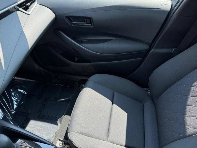 2025 Toyota Corolla LE FWD