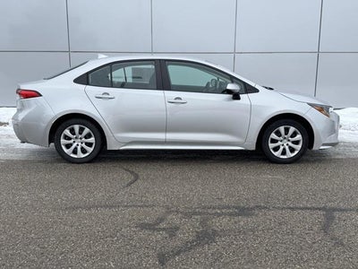 2022 Toyota Corolla LE FWD