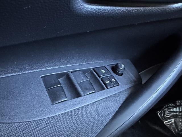 2022 Toyota Corolla LE FWD