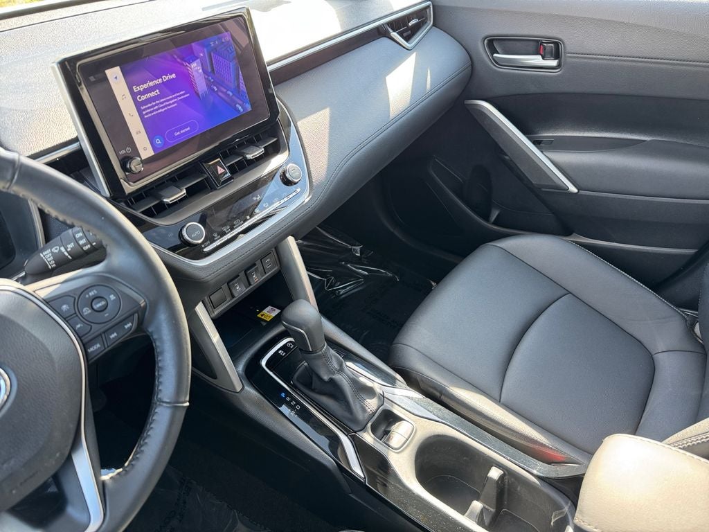 2023 Toyota Corolla Cross XLE AWD
