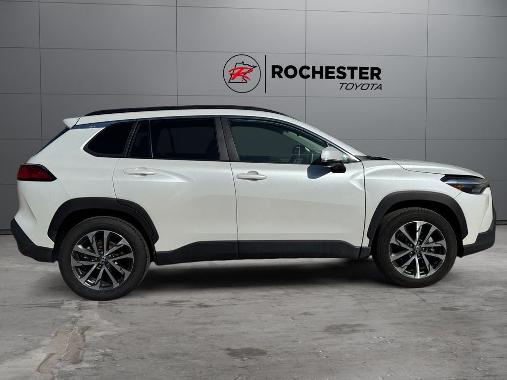 2023 Toyota Corolla Cross XLE AWD