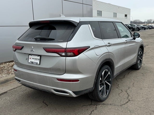 2024 Mitsubishi Outlander SE 4WD